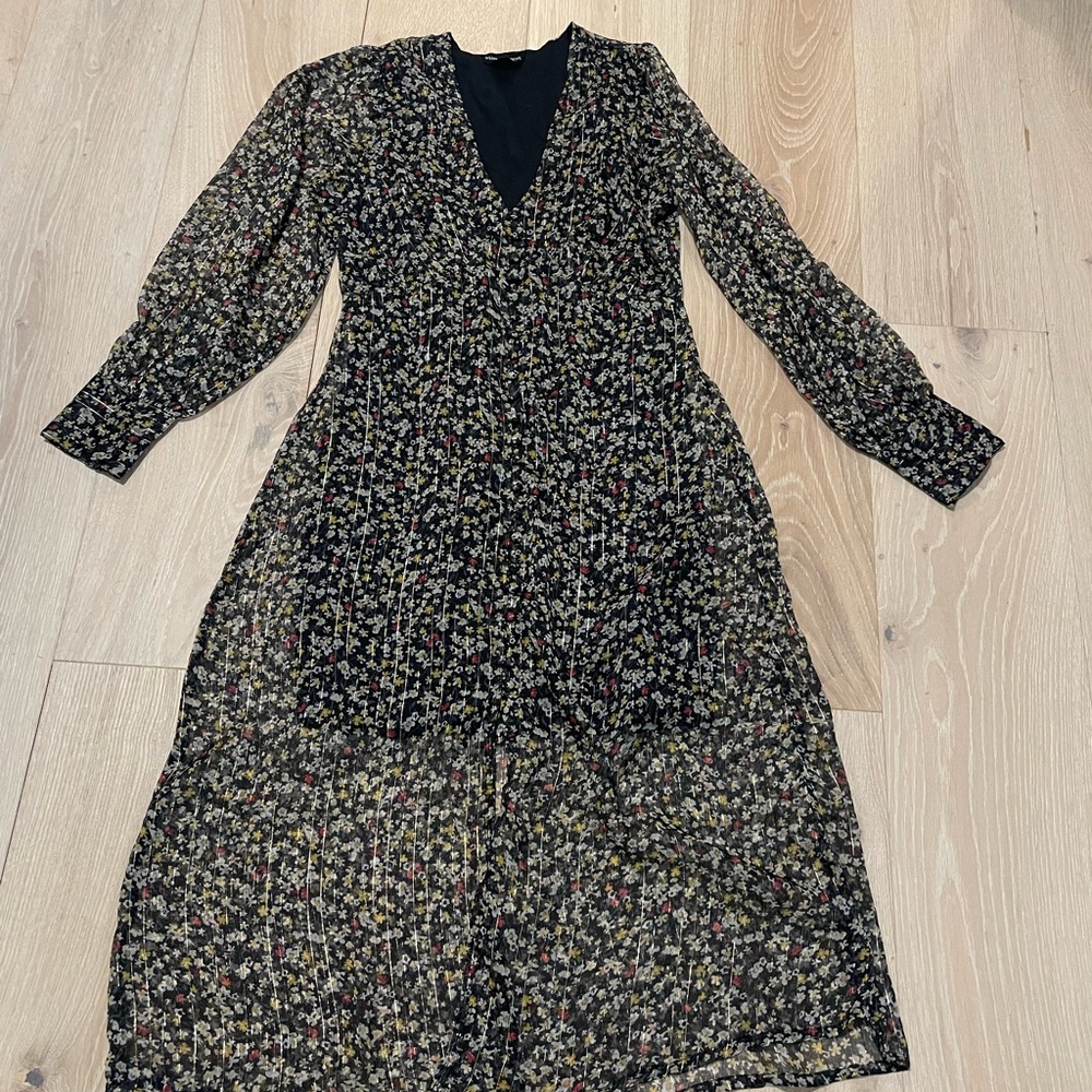 Wednesday’s Girl black floral long sleeve button front dress